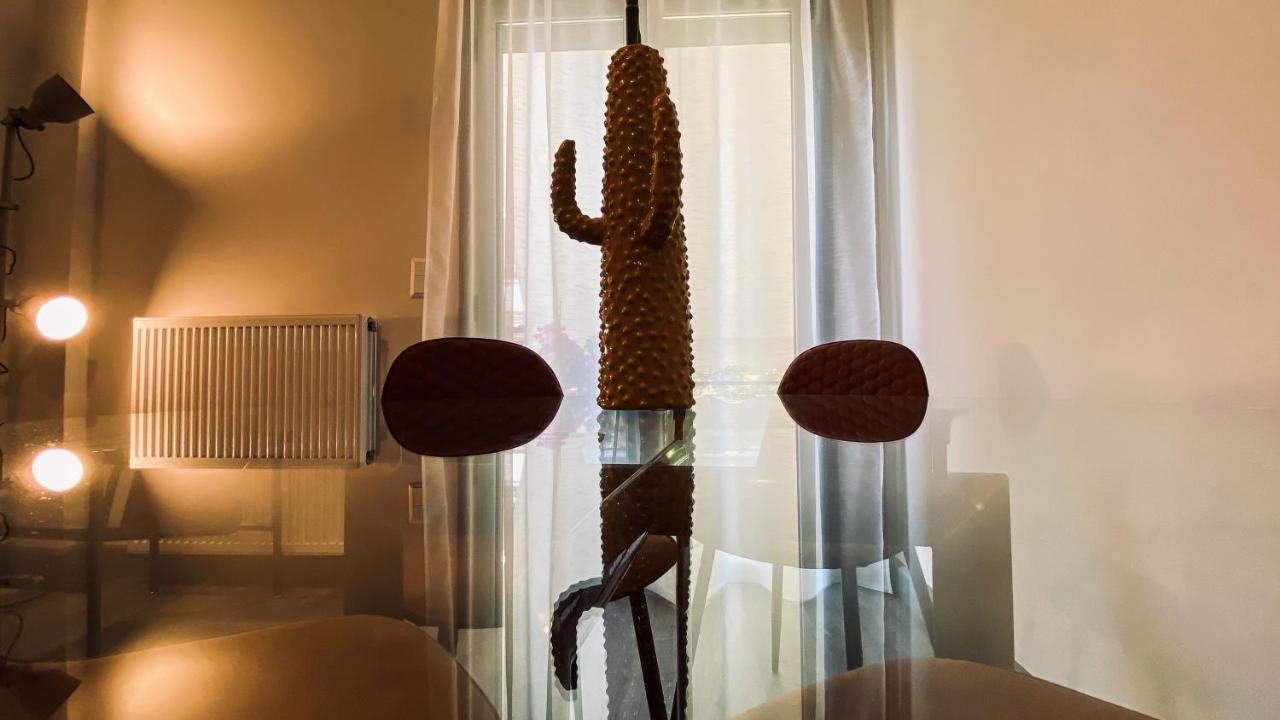 Acropolis Slow Living Apt Under The Parthenon Atina Dış mekan fotoğraf